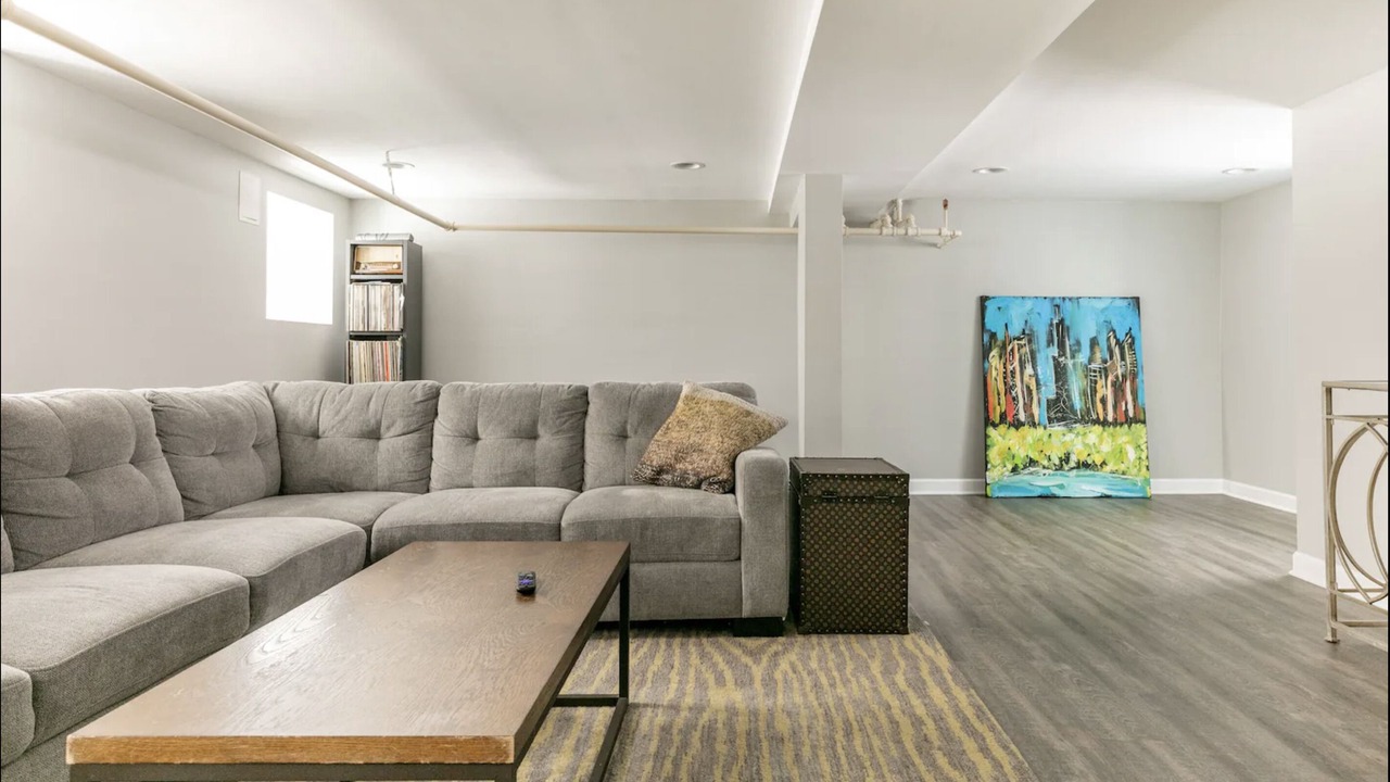 Photo of Livingroom in South Evanston
