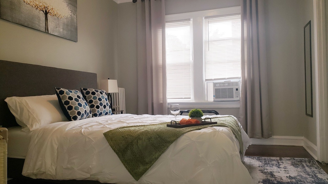 Photo of Bedroom in Oak Park
