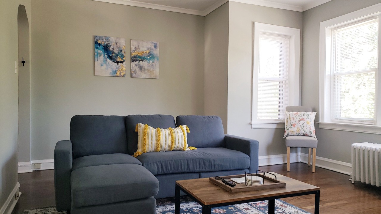 Photo of Livingroom in Oak Park