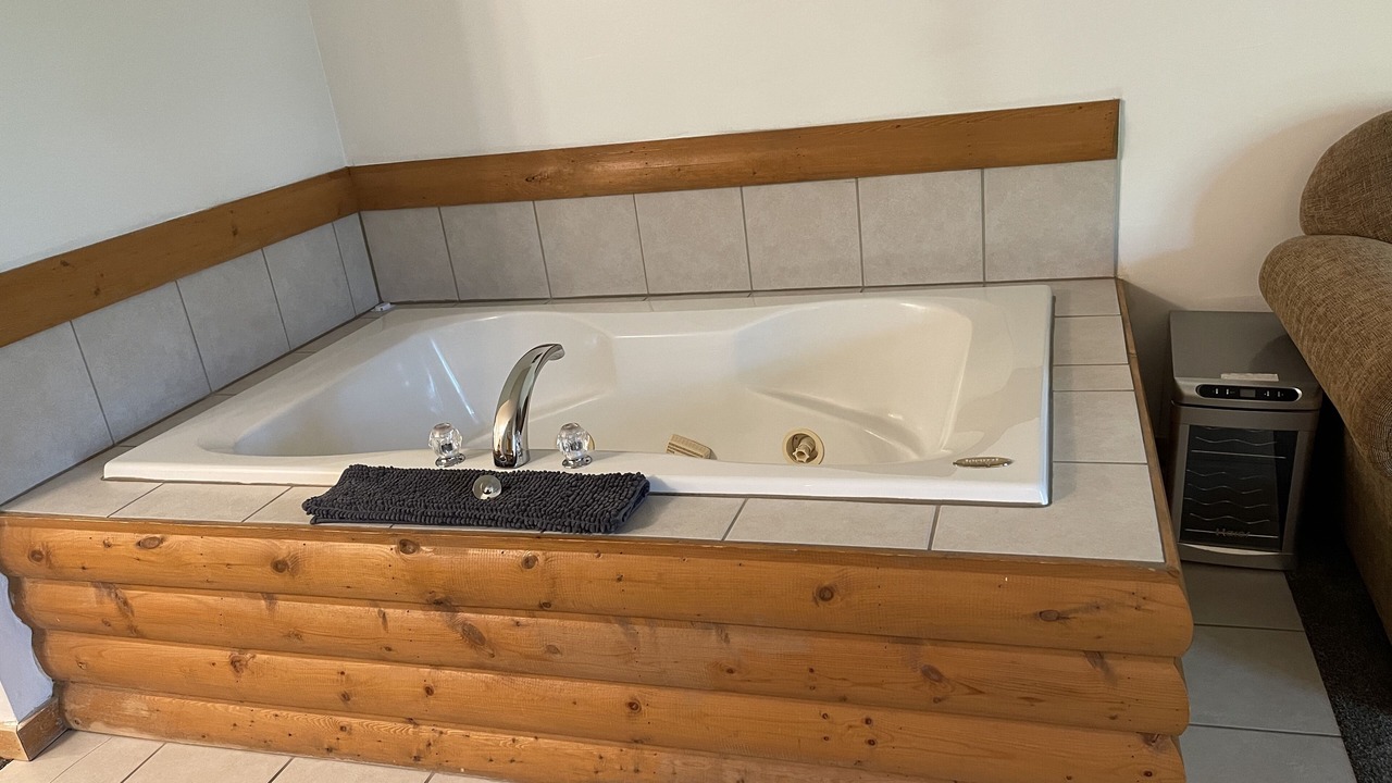 Photo of Bathroom in Oglesby