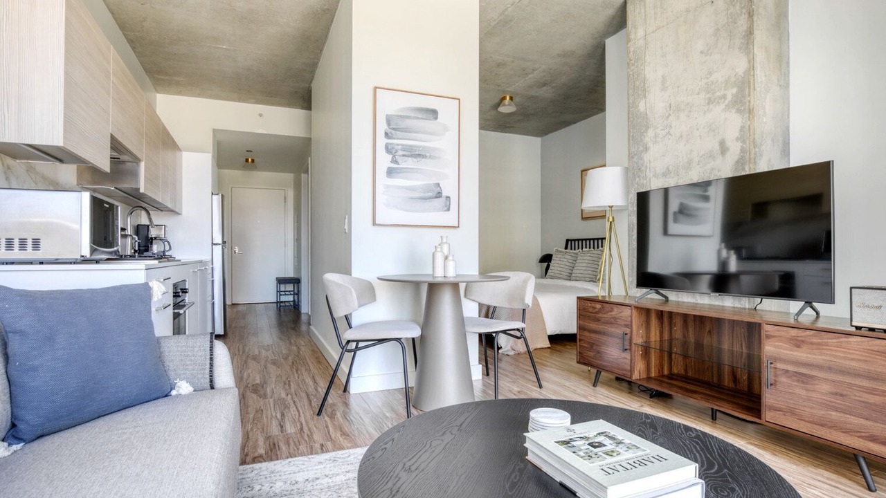 Photo of Livingroom in West Loop Gate
