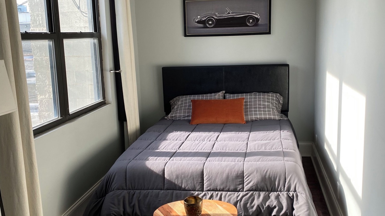 Photo of Bedroom in West Town