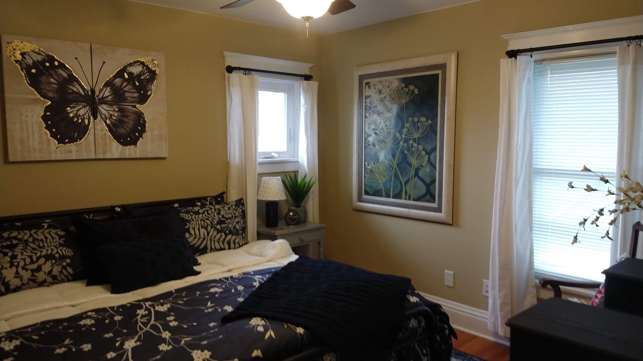 Photo of Bedroom in Elizabeth