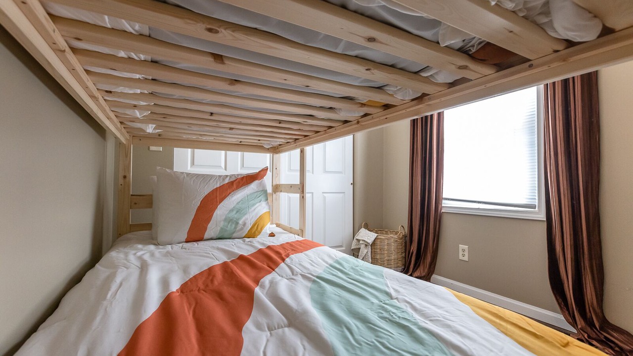 Photo of Bedroom in Shiloh