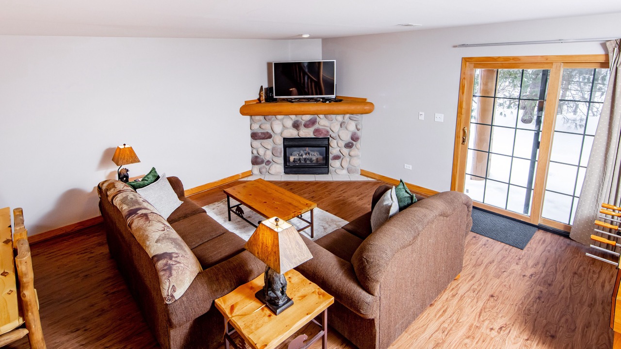 Photo of Livingroom in Oglesby