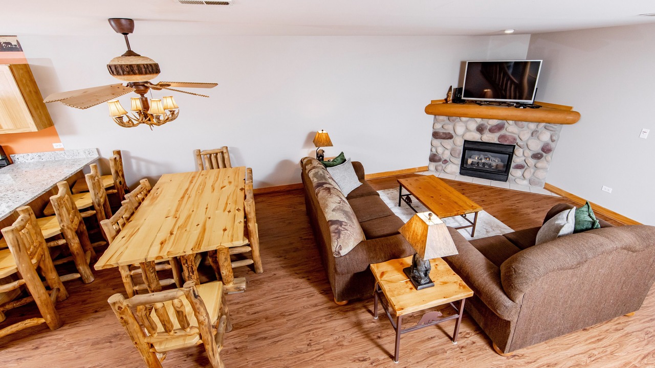 Photo of Livingroom in Oglesby
