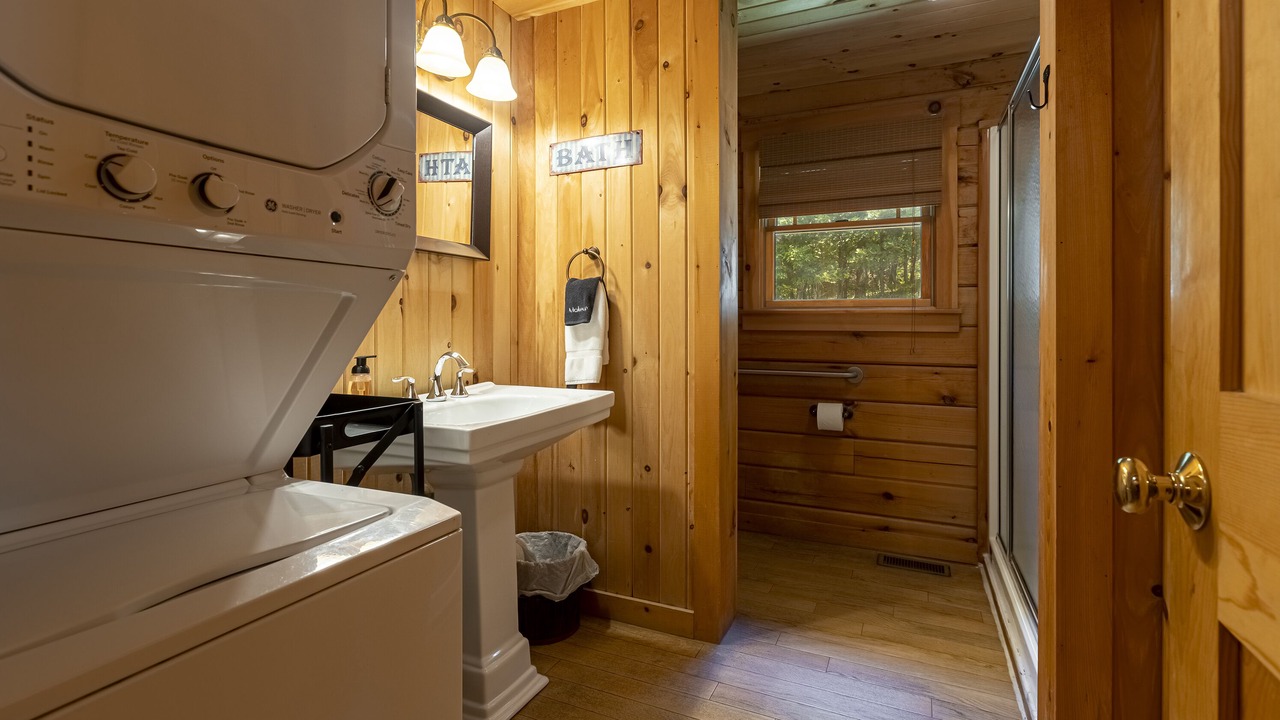Photo of Bathroom in Carbondale
