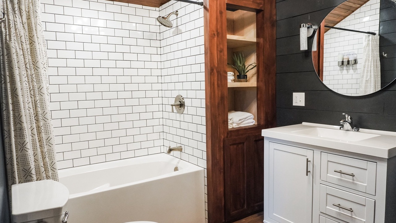 Photo of Bathroom in Marion