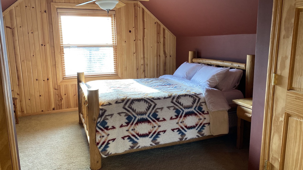 Photo of Bedroom in Putnam