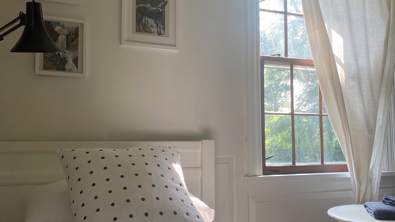 Photo of Bedroom in Holcomb