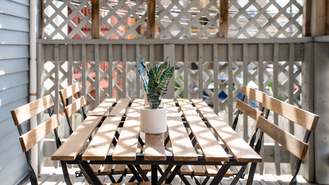 Photo of Outdoor in Logan Square