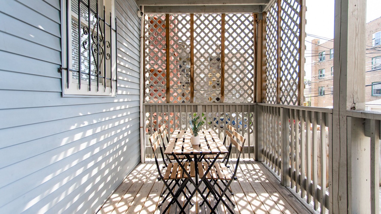 Photo of Outdoor in Logan Square