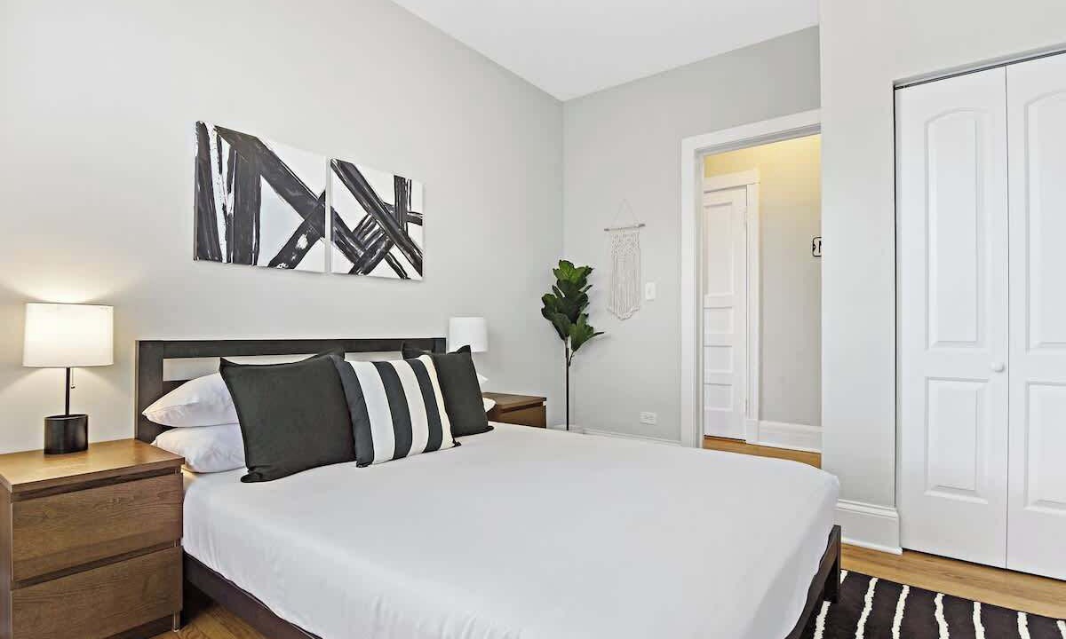 Photo of Bedroom in Wrigleyville