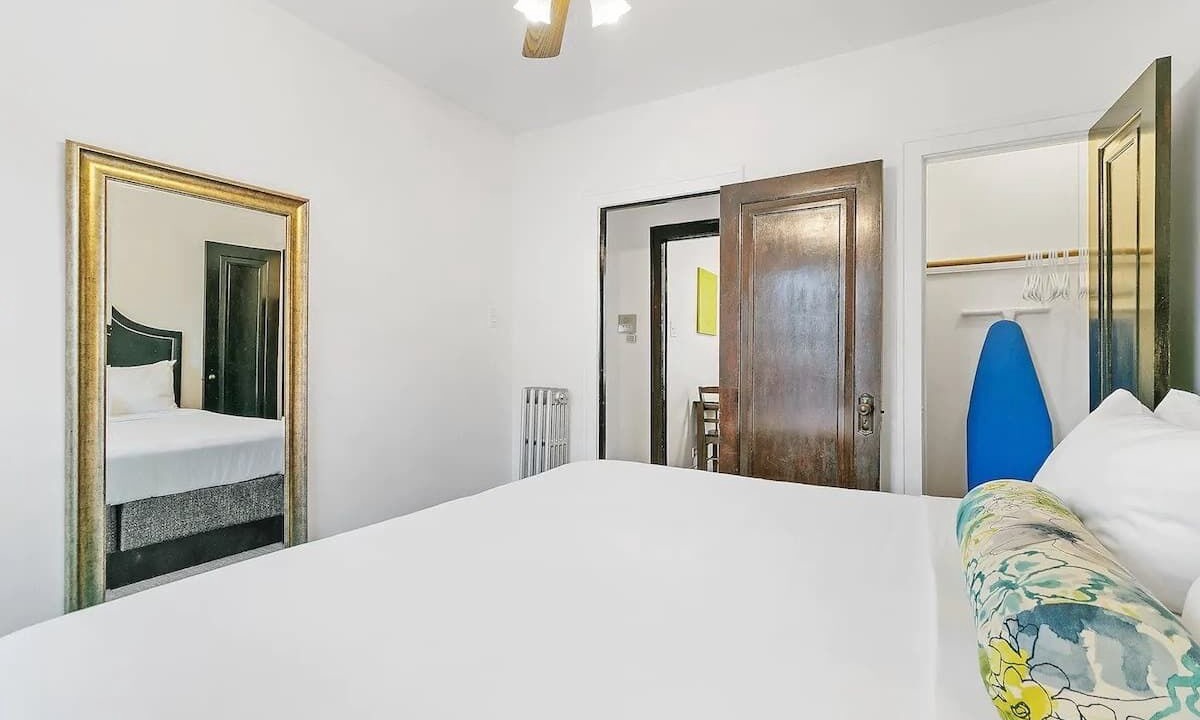 Photo of Bedroom in North Center