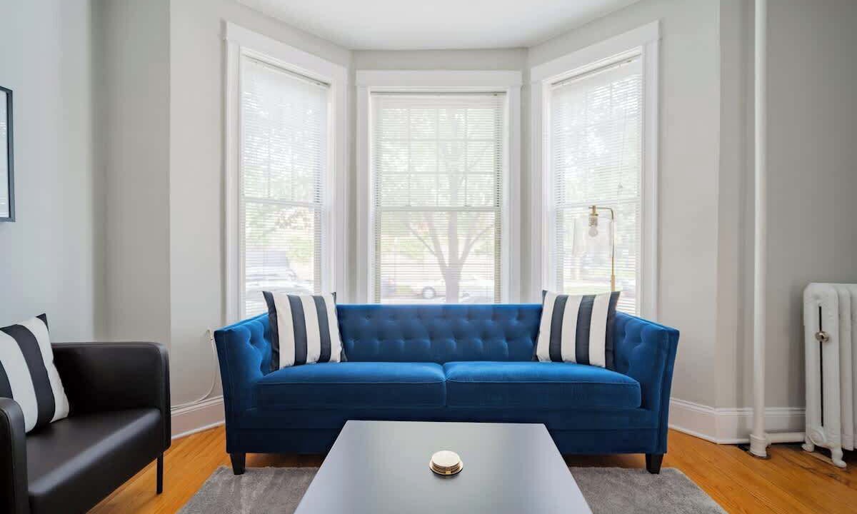 Photo of Livingroom in Wrigleyville