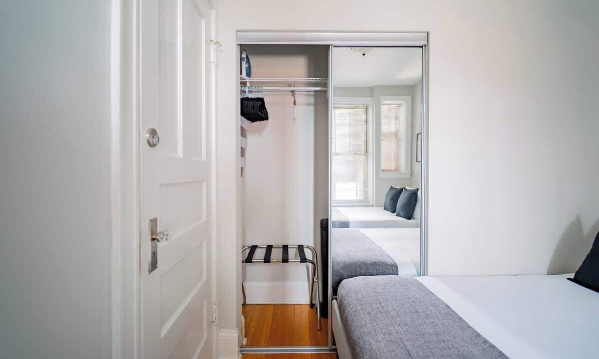 Photo of Bedroom in Wrigleyville