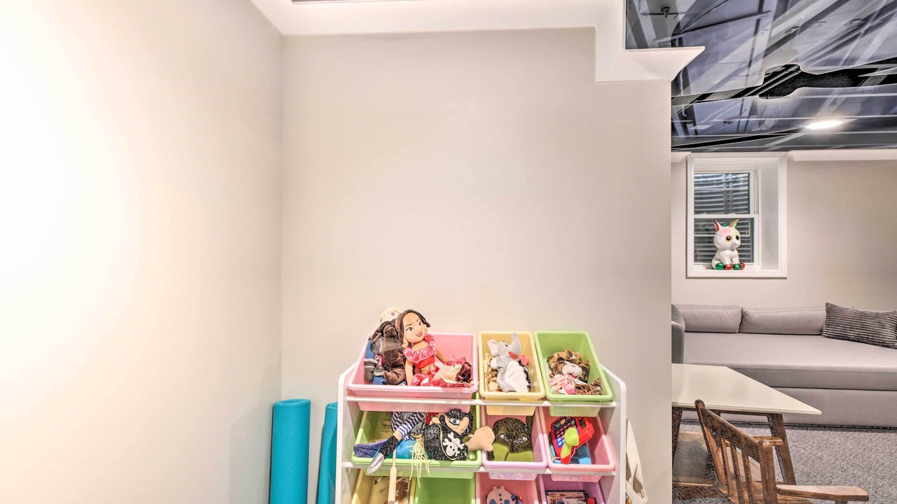 Photo of Bedroom in Glen Ellyn