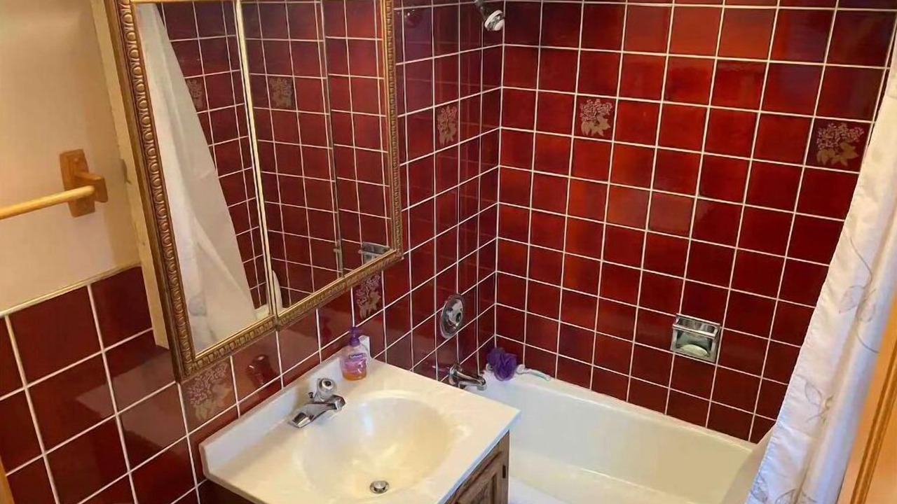 Photo of Bathroom in Solon Mills