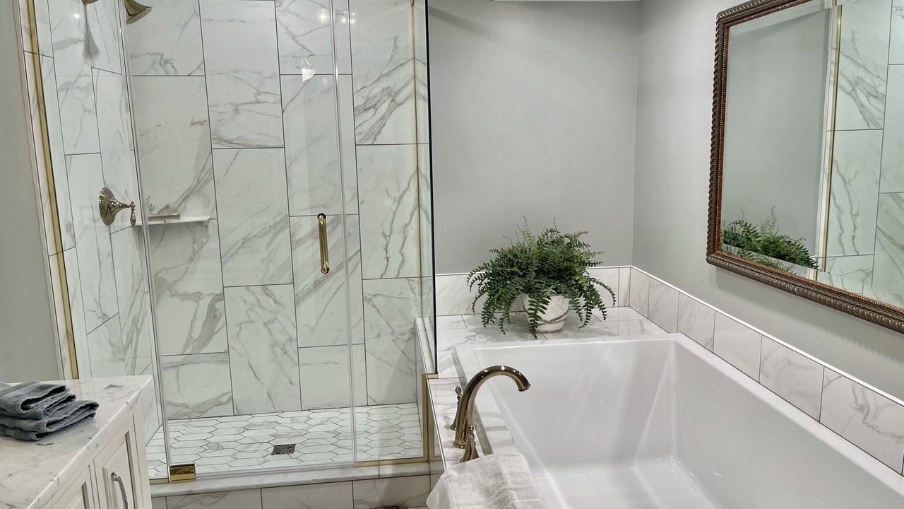 Photo of Bathroom in Carbondale