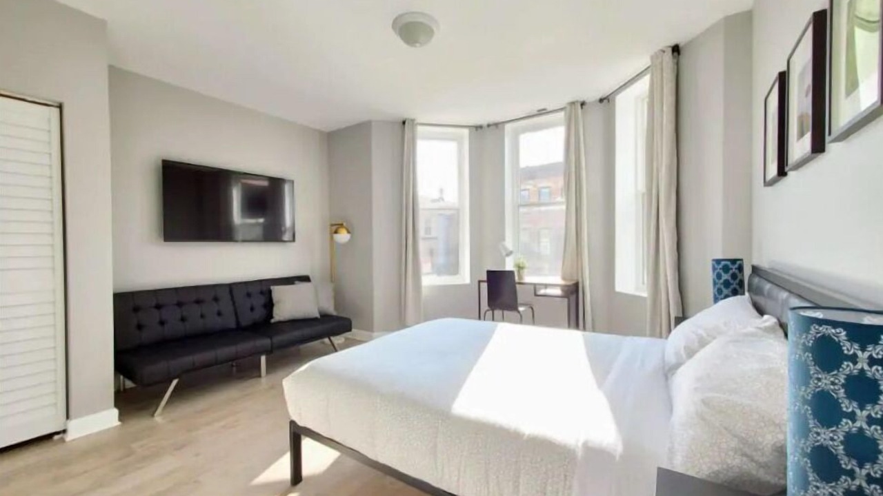 Photo of Bedroom in Armour Square