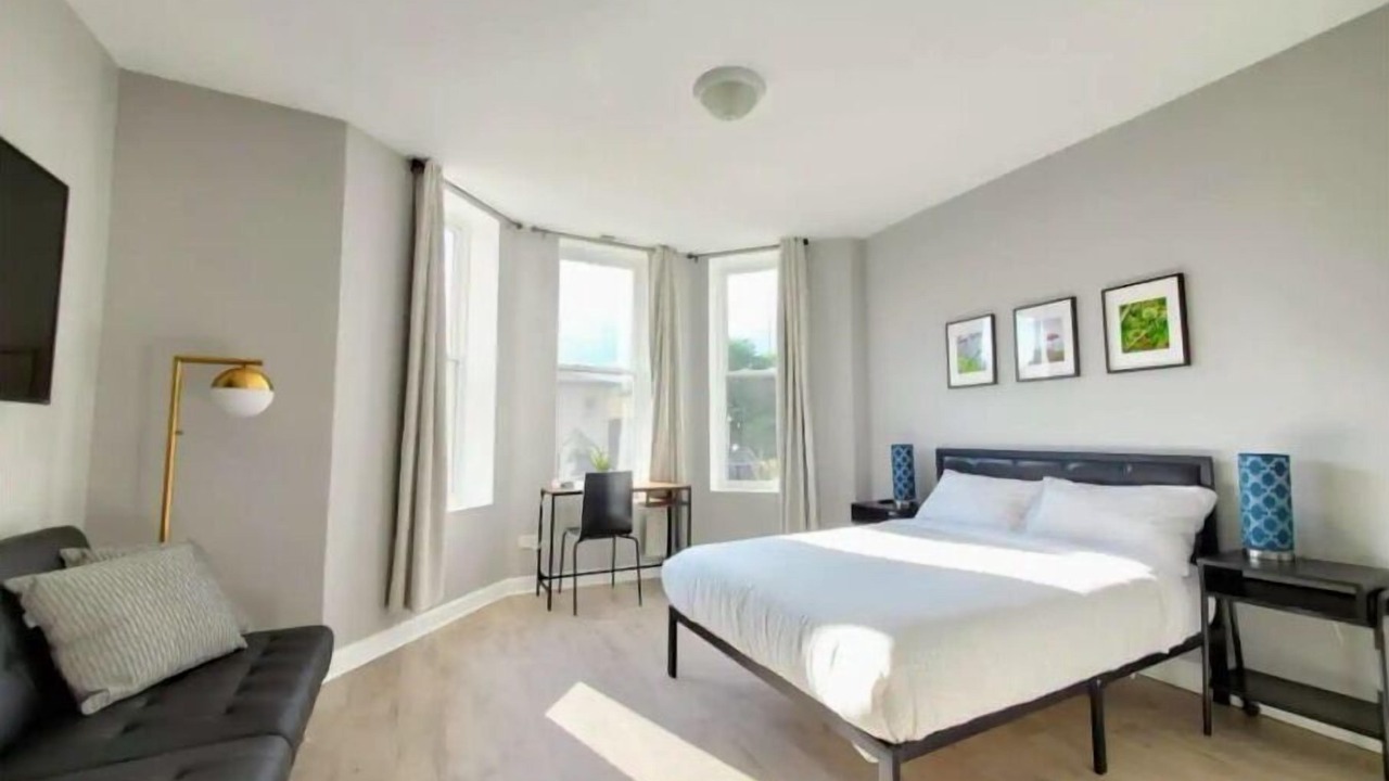 Photo of Bedroom in Armour Square