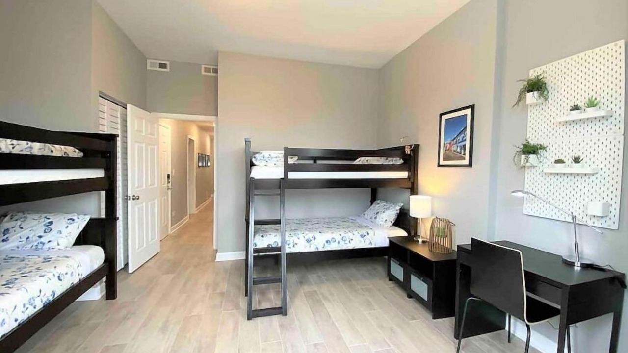 Photo of Bedroom in Armour Square