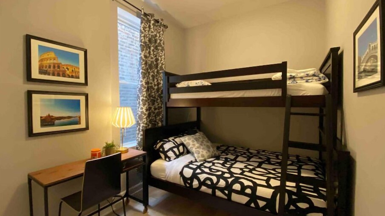 Photo of Bedroom in Armour Square