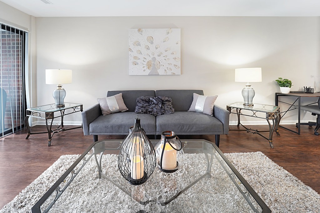 Photo of Livingroom in Ranch Triangle