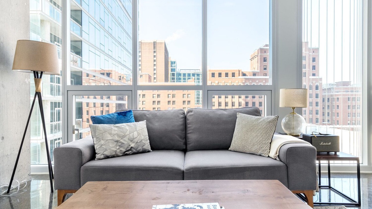 Photo of Livingroom in Near North Side