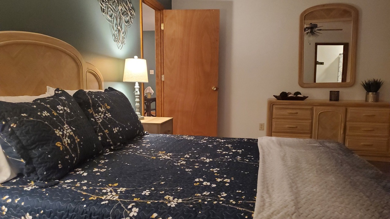 Photo of Bedroom in Murphysboro
