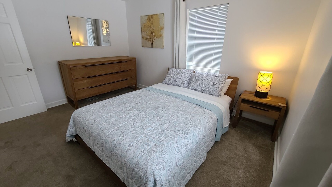 Photo of Bedroom in Mount Prospect
