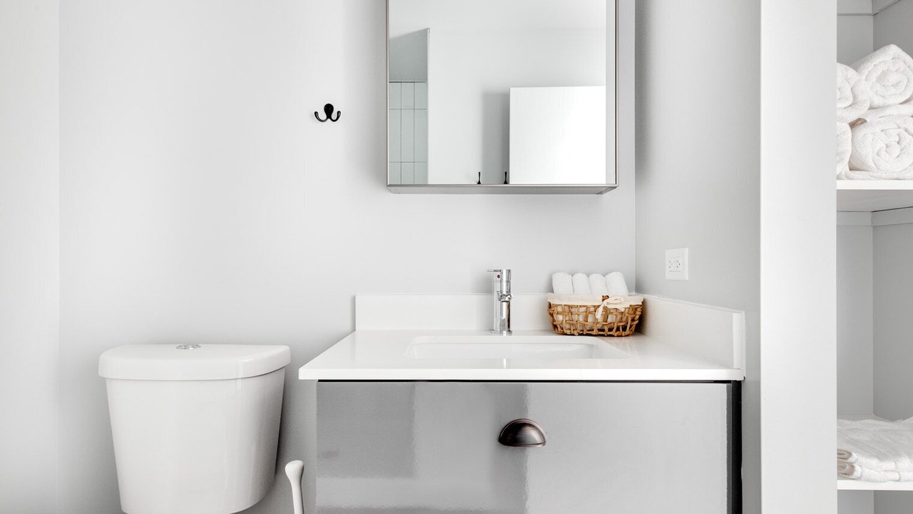 Photo of Bathroom in Near North Side