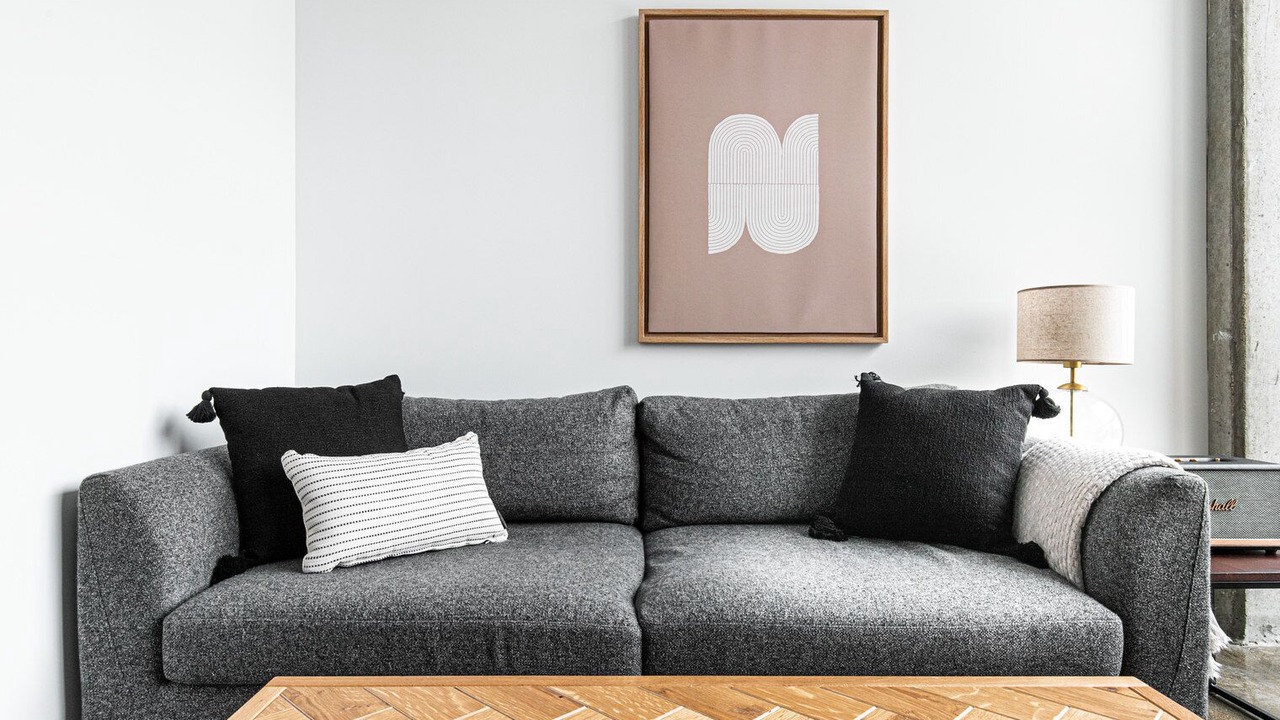 Photo of Livingroom in Near North Side