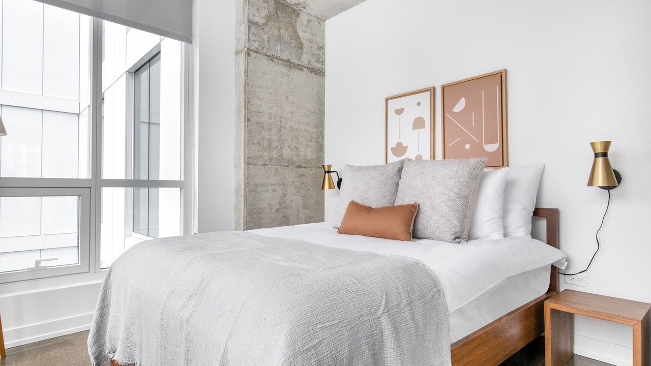 Photo of Bedroom in Near North Side