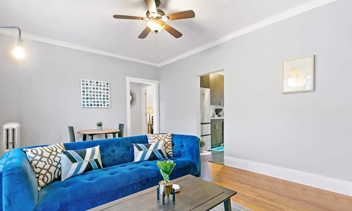 Photo of Livingroom in Ravenswood