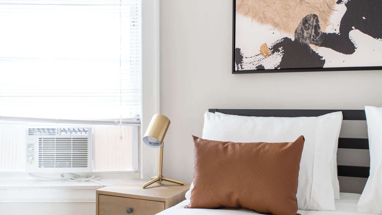 Photo of Bedroom in Ravenswood