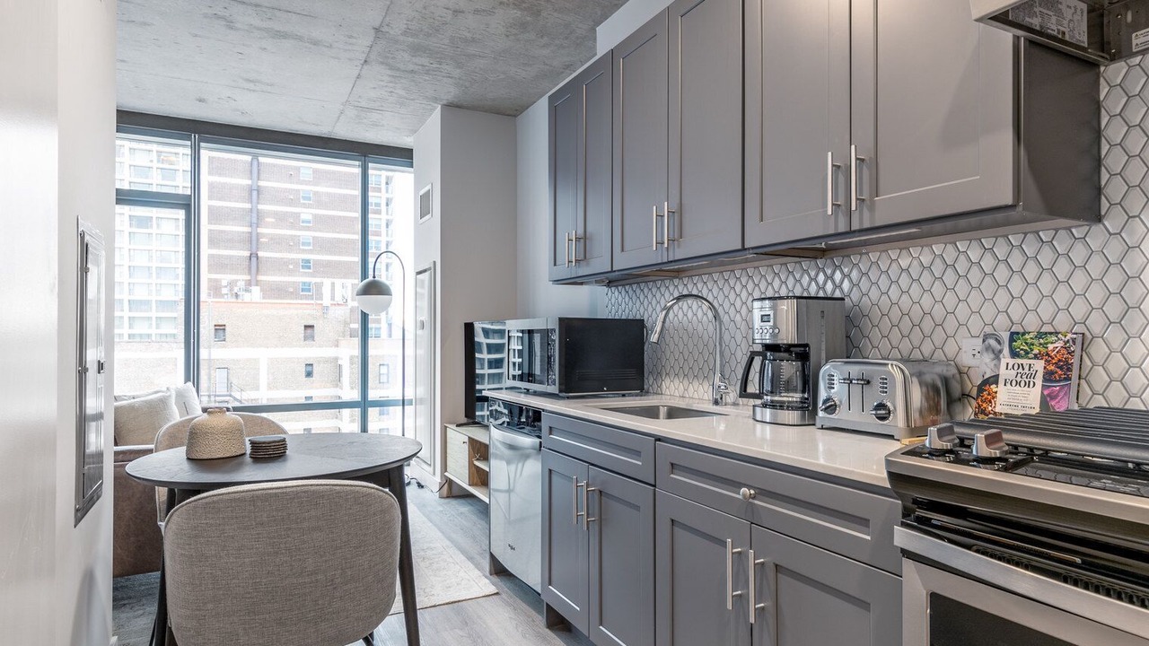 Photo of Kitchen in Lake View East