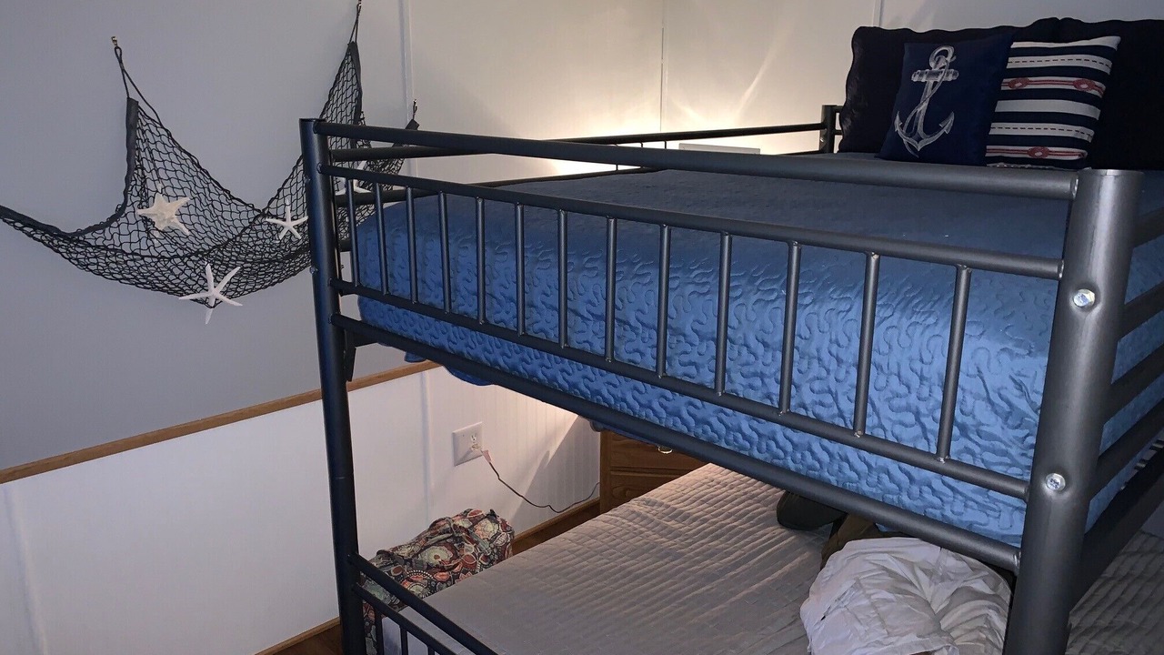 Photo of Bedroom in Murphysboro
