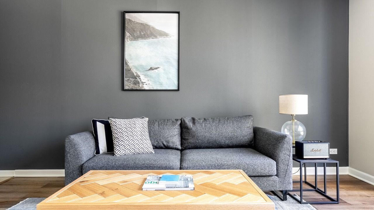 Photo of Livingroom in Rush and Division