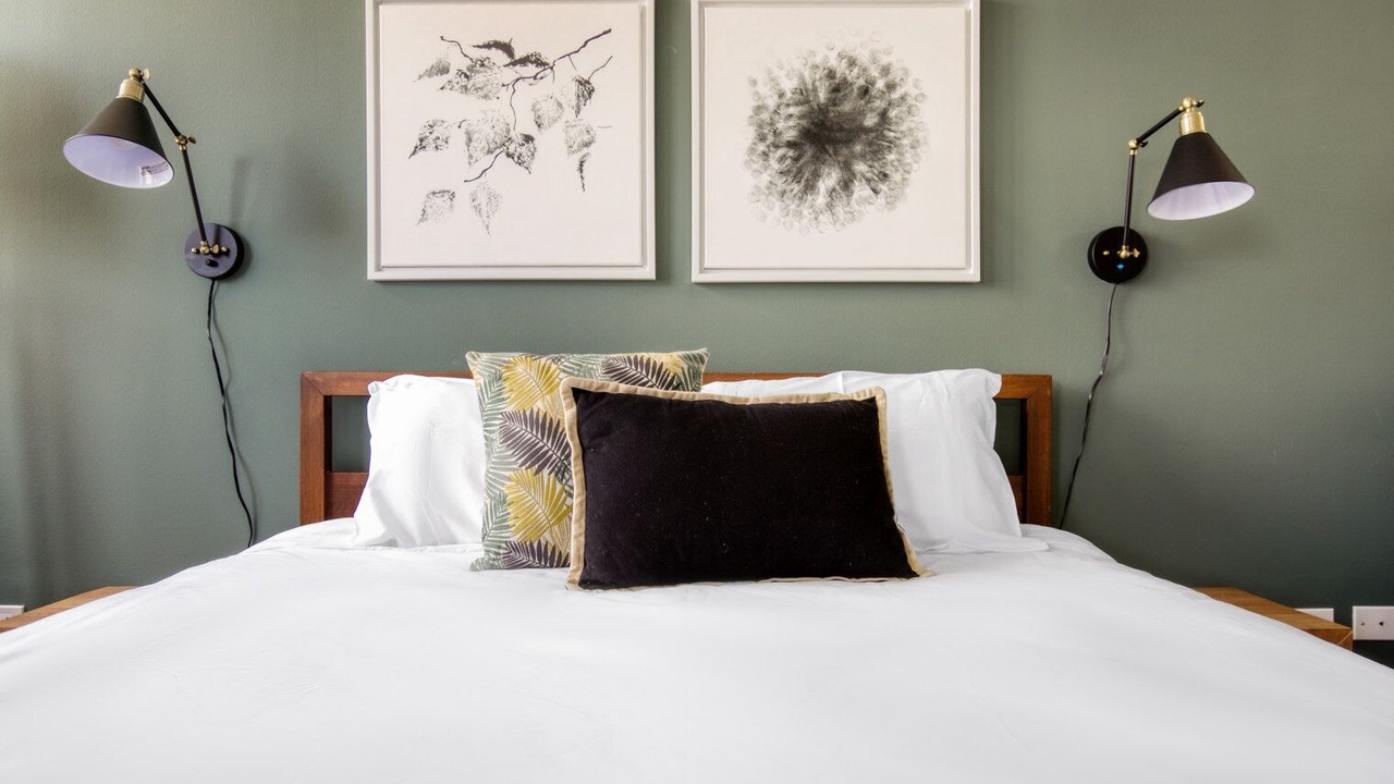 Photo of Bedroom in Rush and Division