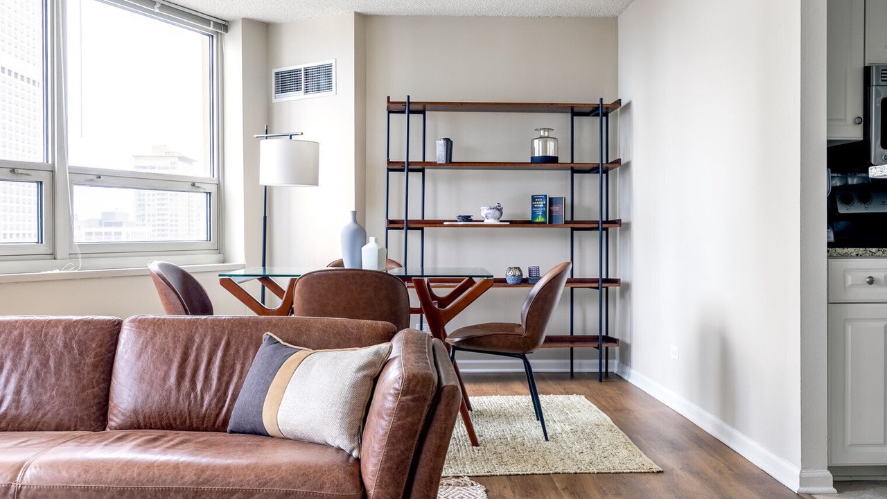 Photo of Livingroom in Rush and Division