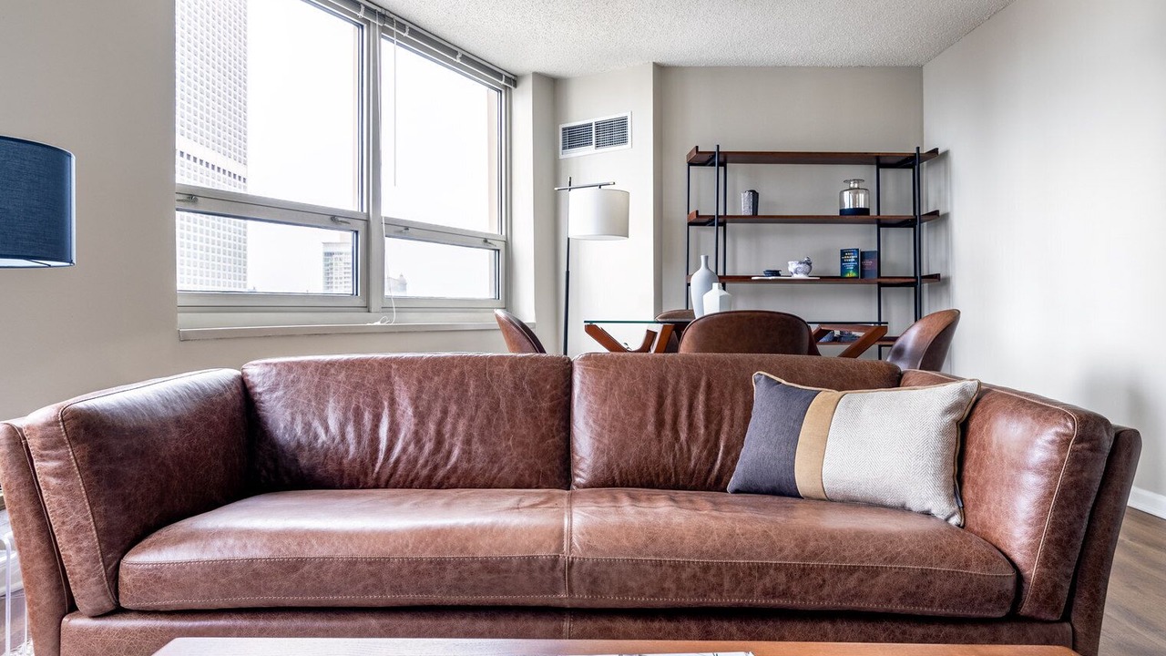 Photo of Livingroom in Rush and Division