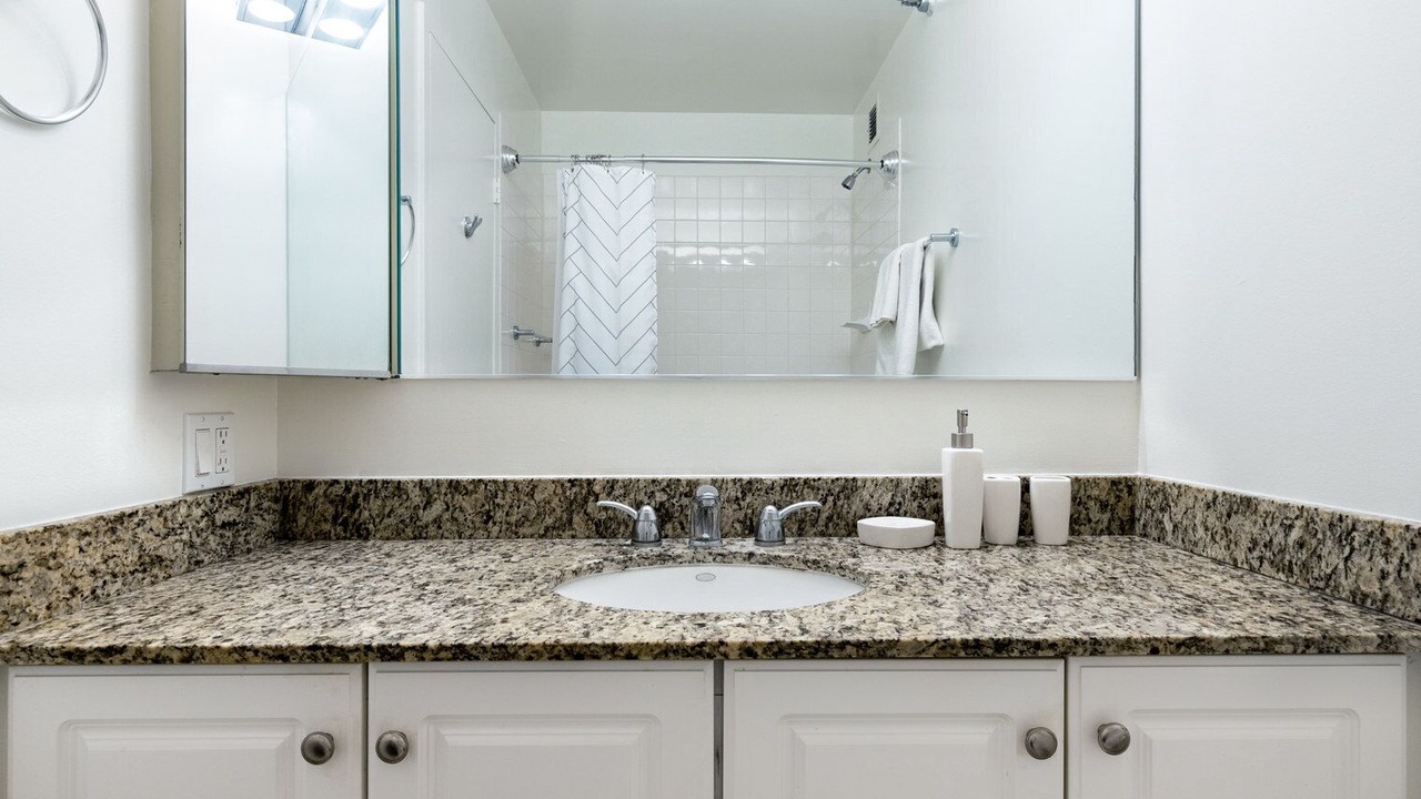 Photo of Bathroom in Rush and Division