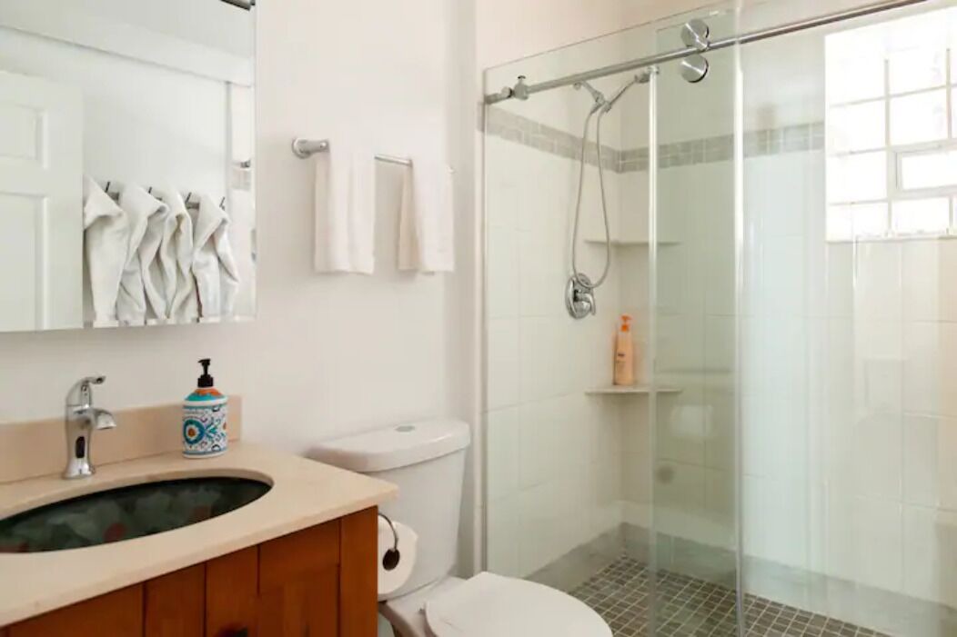 Photo of Bathroom in Lake View East