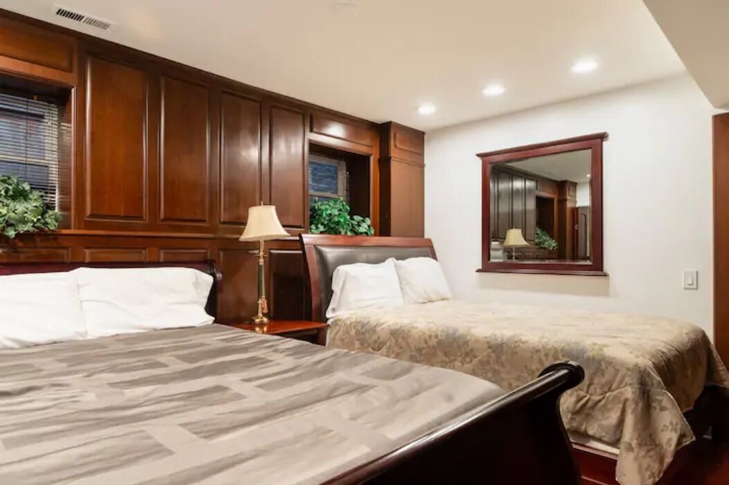 Photo of Bedroom in Lake View East