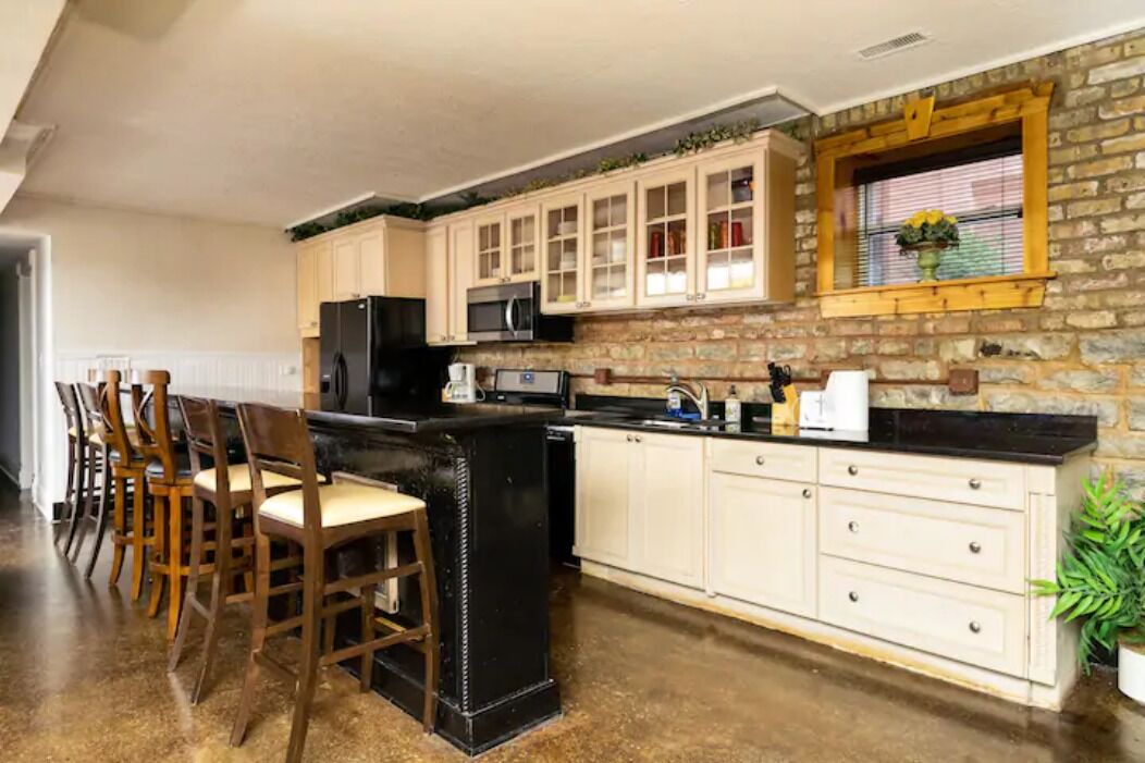 Photo of Kitchen in Lake View East