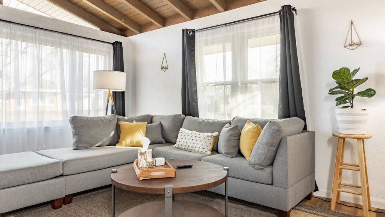 Photo of Livingroom in Pekin