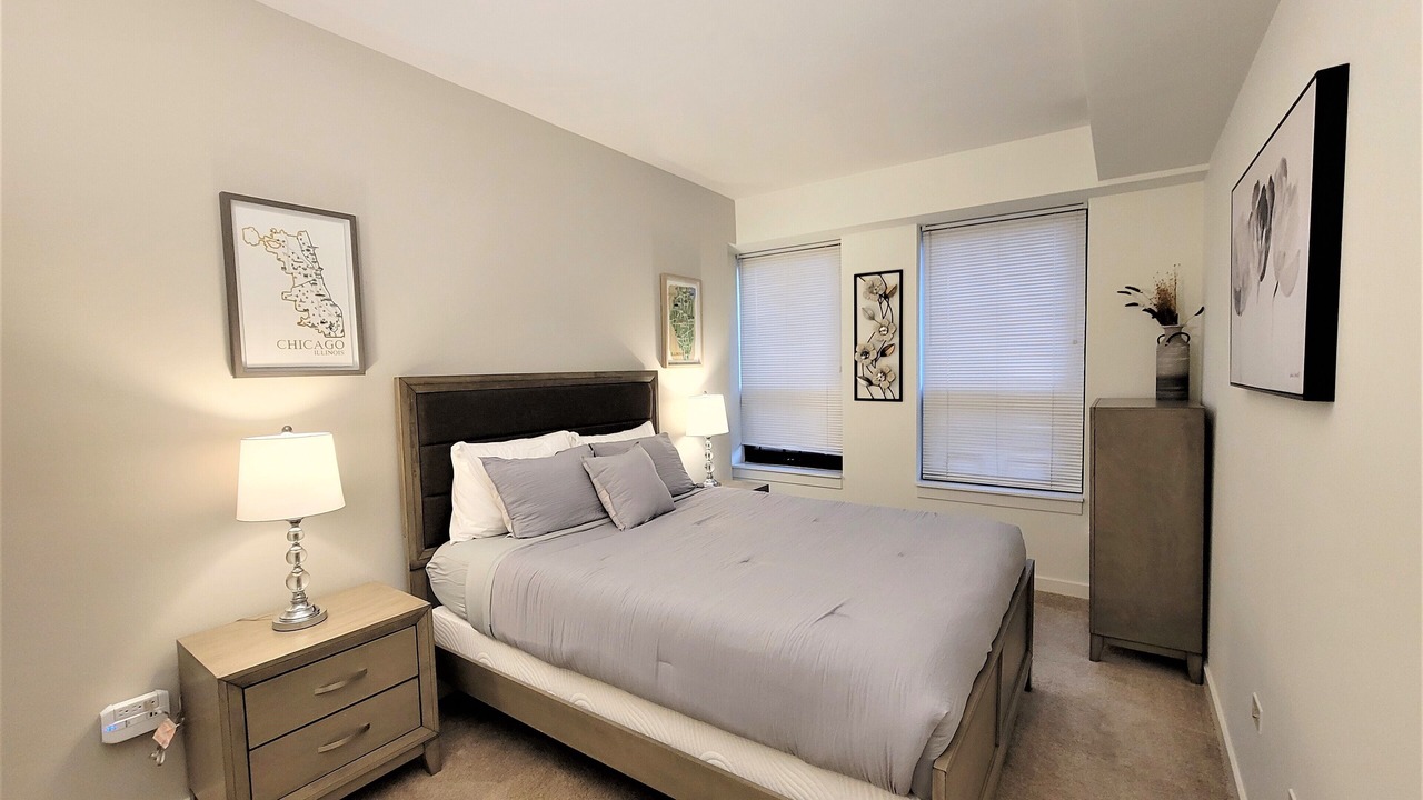 Photo of Bedroom in Evanston