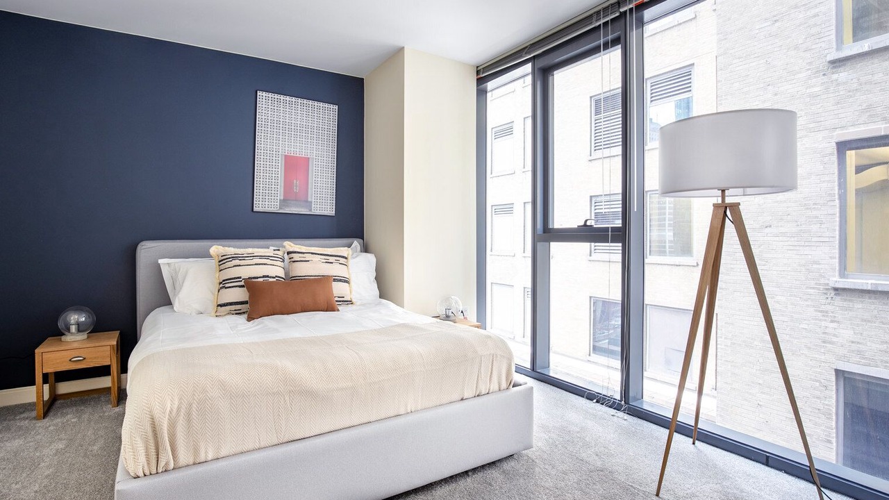 Photo of Bedroom in Downtown Chicago