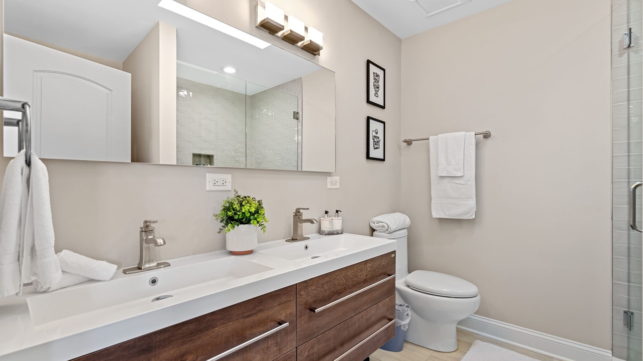 Photo of Bathroom in Avondale